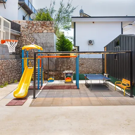 La Villa *