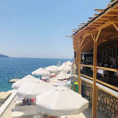 Villa La *