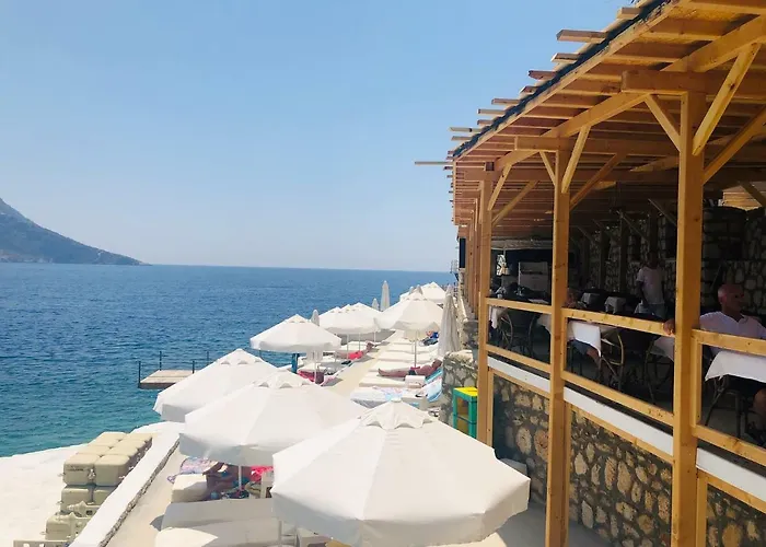 Villa La *
