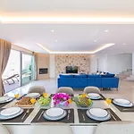 Villa La